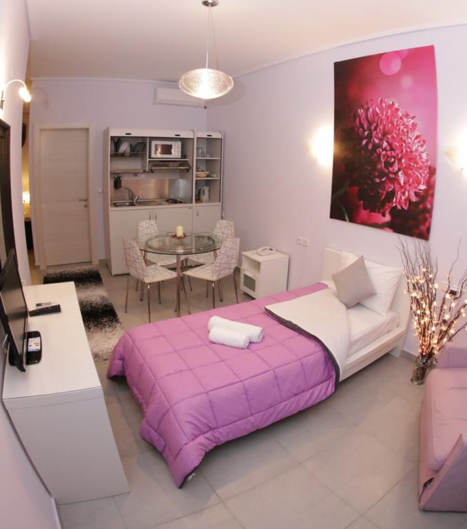 Studios Ioulia Keramoti  Exteriör bild